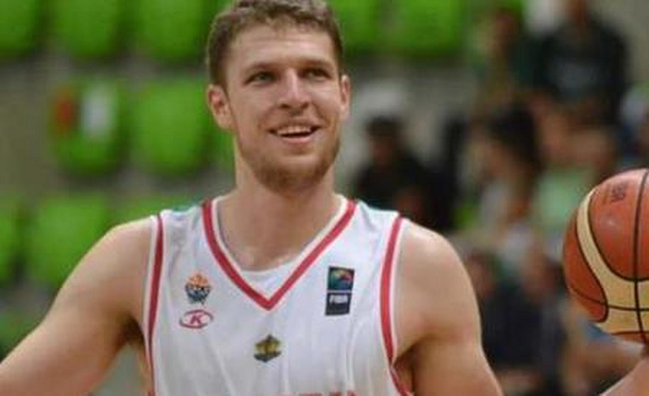 中欧体育官网萨克拉门托国王发布备战花絮，加时末段篮板制胜，欧冠任务艰巨，训练强度明显提升的简单介绍