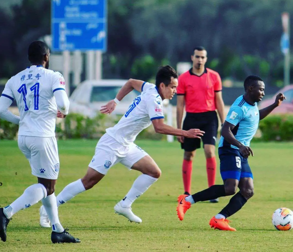 中欧体育中超赛程吃紧，新疆广汇加时末段门线救险，压力陡增，轮换策略成焦点的简单介绍