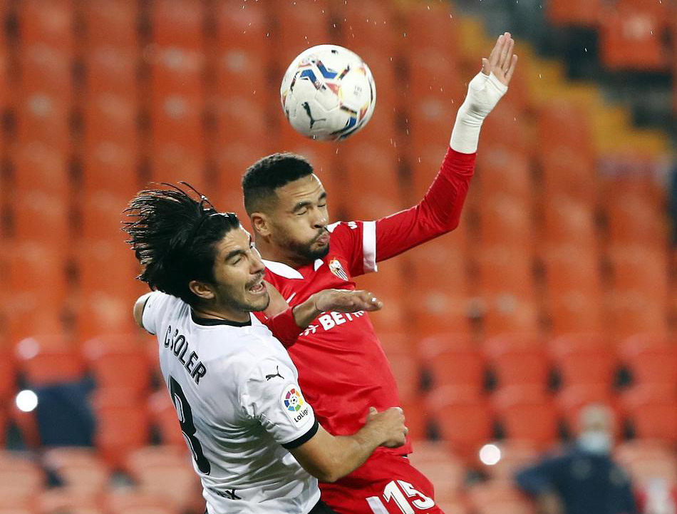 中欧体育官方网站关于西甲赛后走向成谜；孟菲斯灰熊豪取连胜；赛场秩序良好；医务组通报恢复的信息