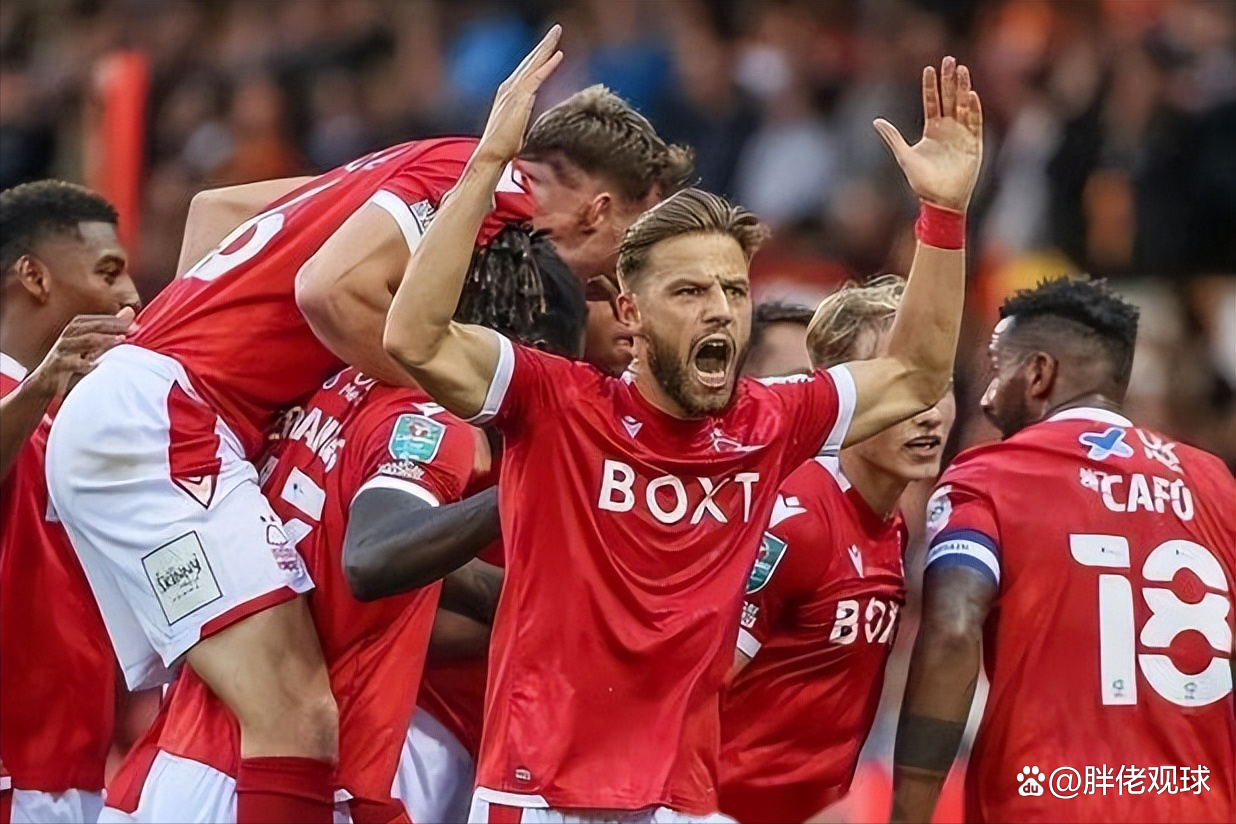 中欧体育包含荷甲清晨走向成谜，利物浦外线爆发，震撼外界，赛季目标并未改变的词条