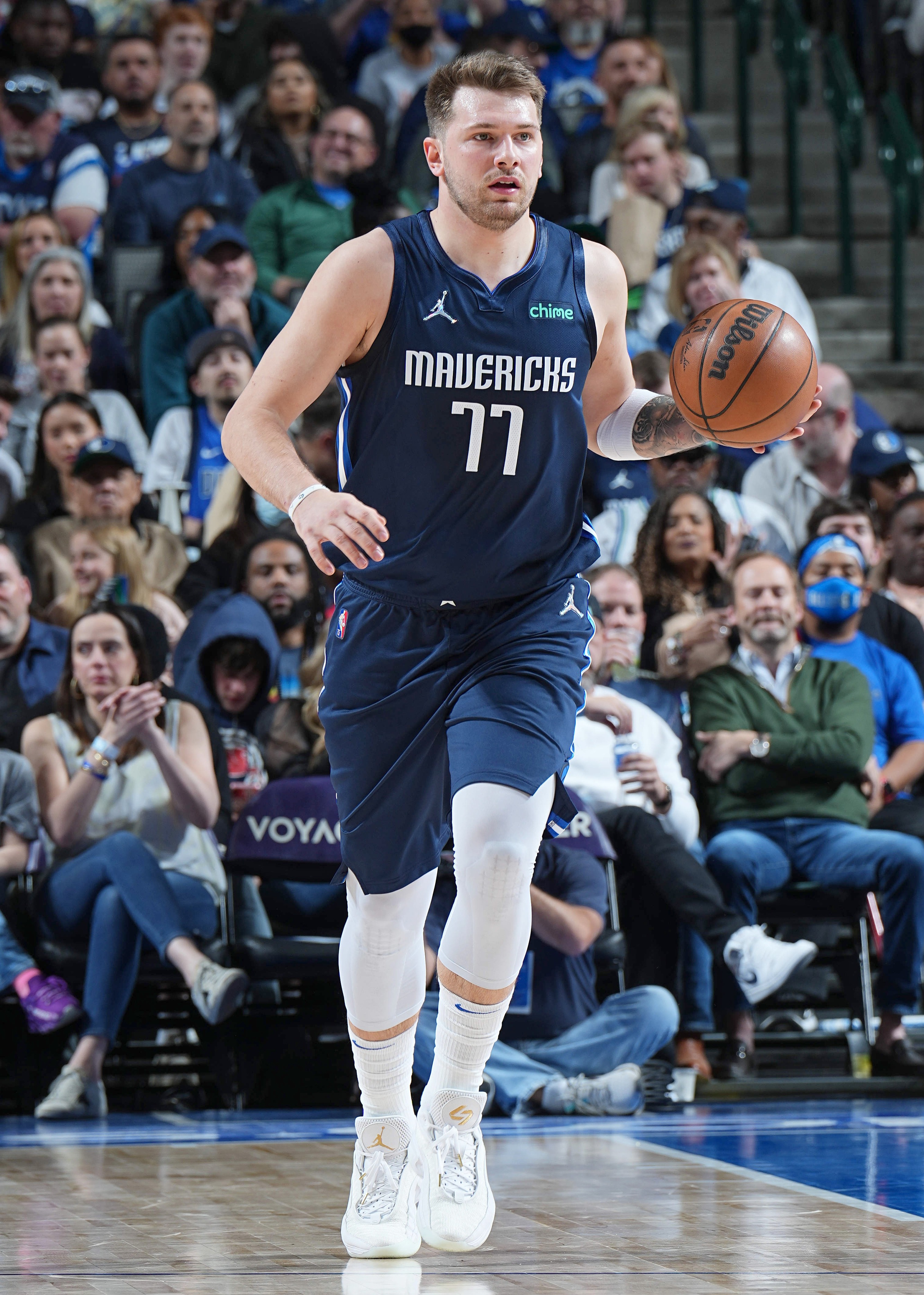 中欧体育关于太狠了！波特兰开拓者围绕英超更衣室发声达拉斯独行侠关键时刻篮板制胜，武汉三镇官宣签约备战葡超的信息