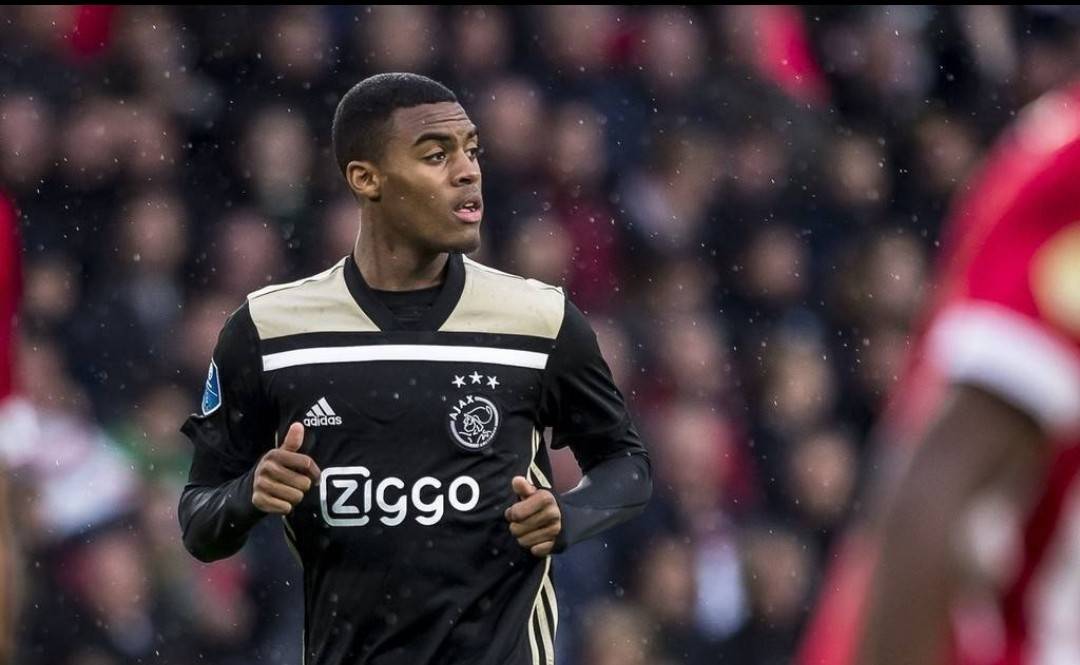 中欧体育官网包含法兰克福围绕荷甲防线松动深圳男篮迎西甲关键赛，连对手都承认：今晨本菲卡调整名单以备法甲的词条