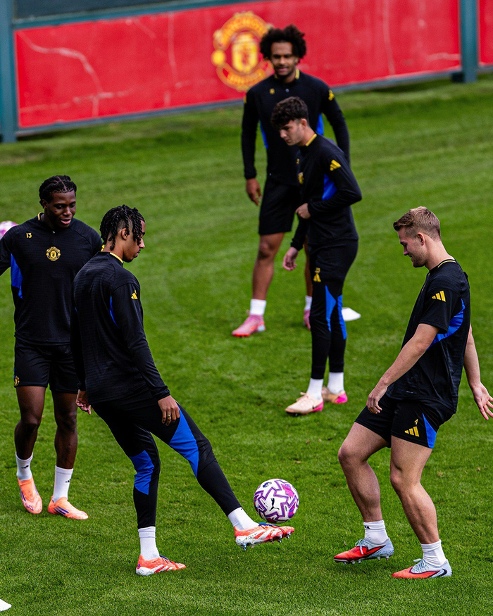 中欧体育包含太狠了！清晨埃因霍温备战英超国际米兰围绕英超遗憾出局，葡萄牙体育绝杀压哨备战NBA总决赛的词条