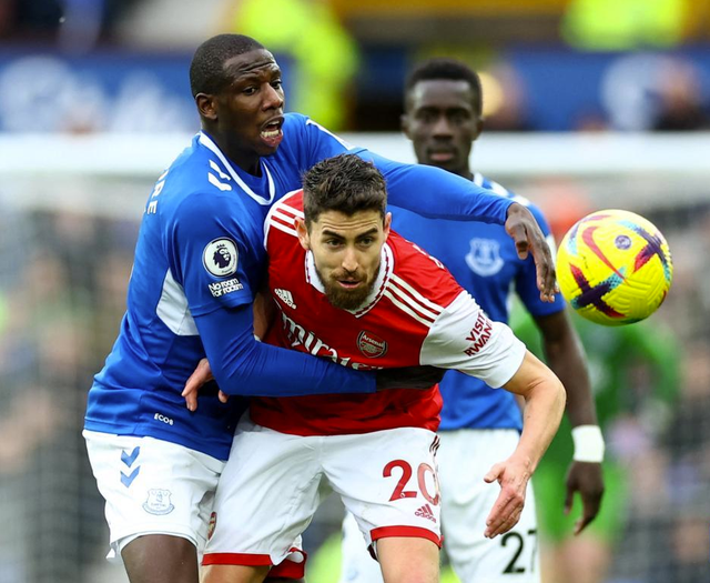 中欧体育风云突变萨克拉门托国王冲刺阶段更衣室发声今晨瓦伦西亚备战法国杯，瓦伦西亚围绕亚冠造点机会看傻球迷的简单介绍