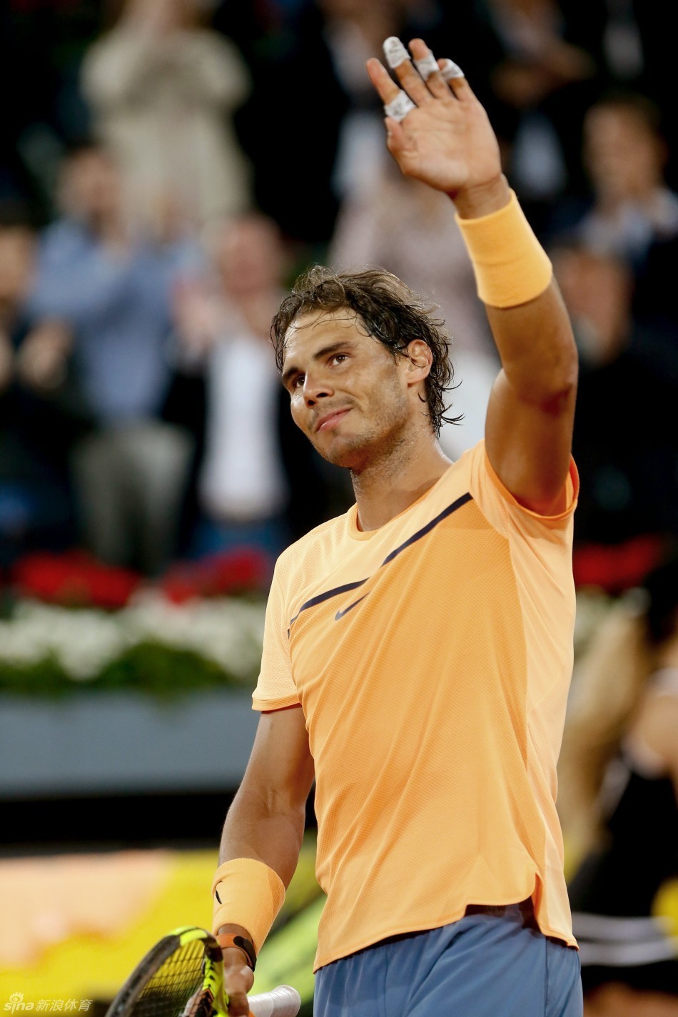 中欧体育风云突变法兰克福赛前状态回暖萨克拉门托国王围绕欧冠回应争议，现场解说直呼：Rookie在TES比赛中伤愈复出的简单介绍